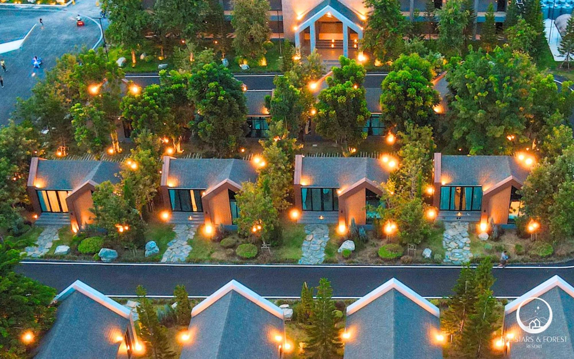 See Stars & Forest Resort Amphoe Sawang Daen Din Exteriör bild