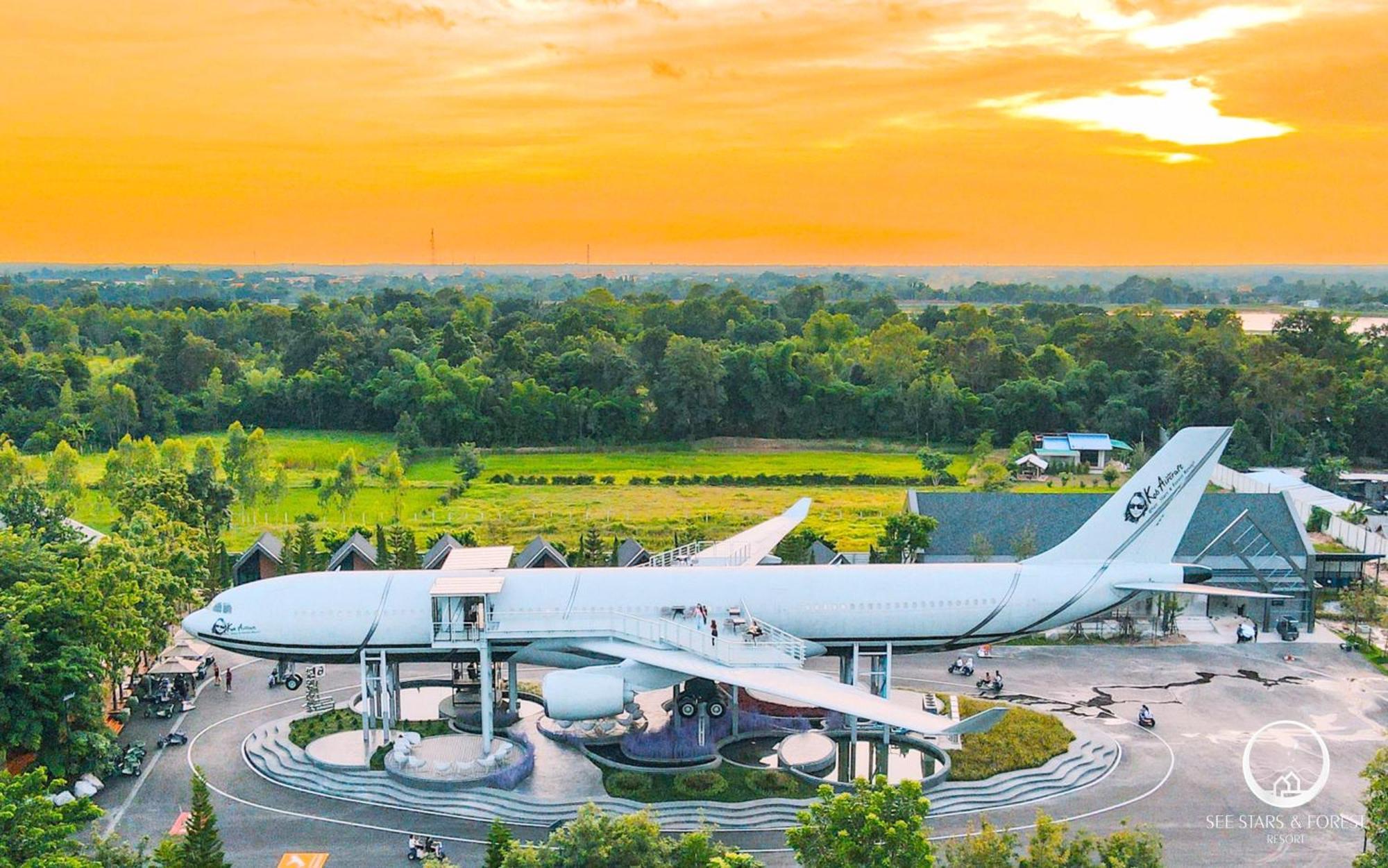See Stars & Forest Resort Amphoe Sawang Daen Din Exteriör bild